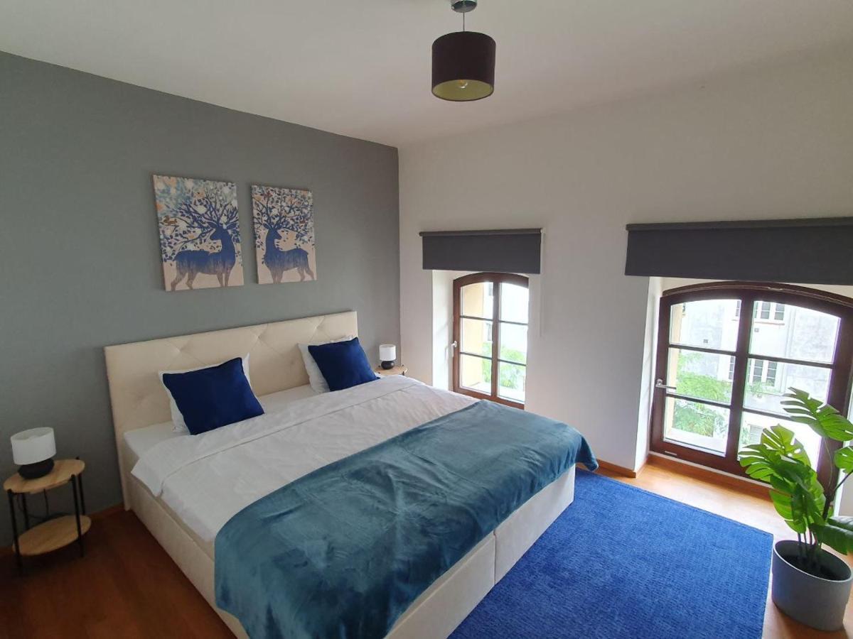 פראג Apartment With 4 Bedrooms מראה חיצוני תמונה